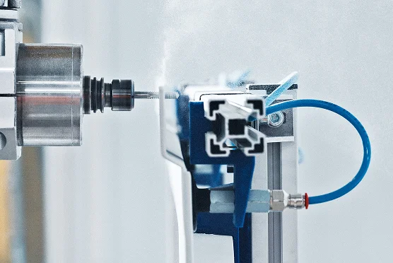 002_MACHINING.jpg